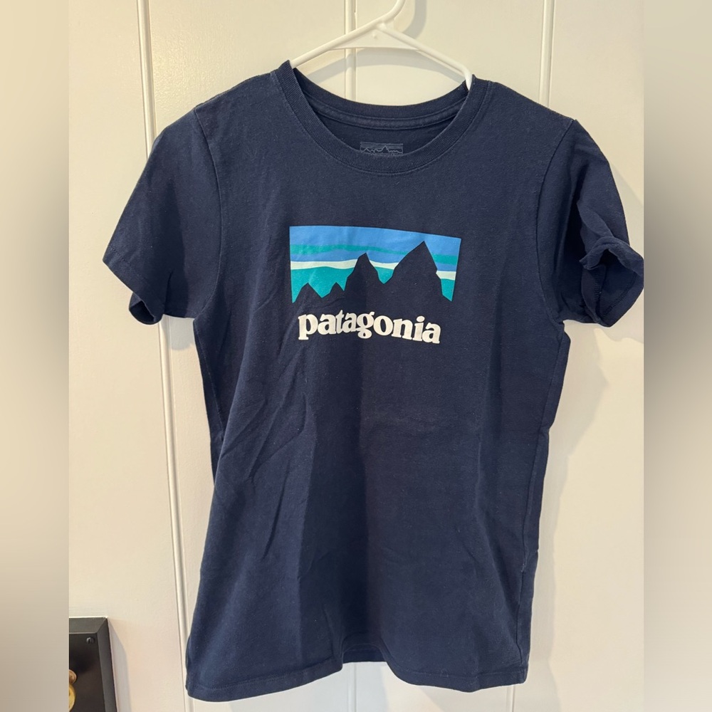 Navy Patagonia Graphic T-Shirt